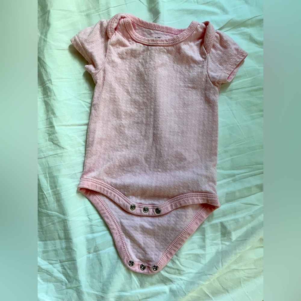 Kit and pearl baby girl onesie size 6-9 months pink